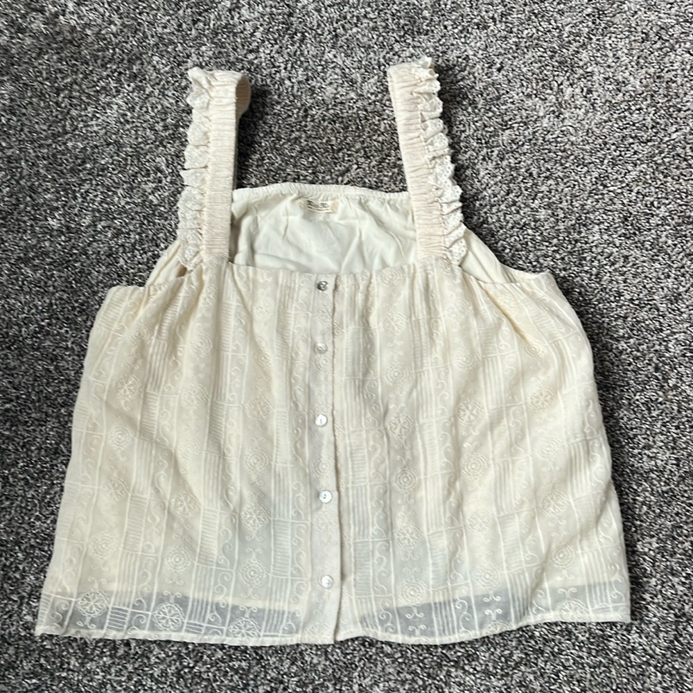Cream Miss Me Top with ruffled sleeves